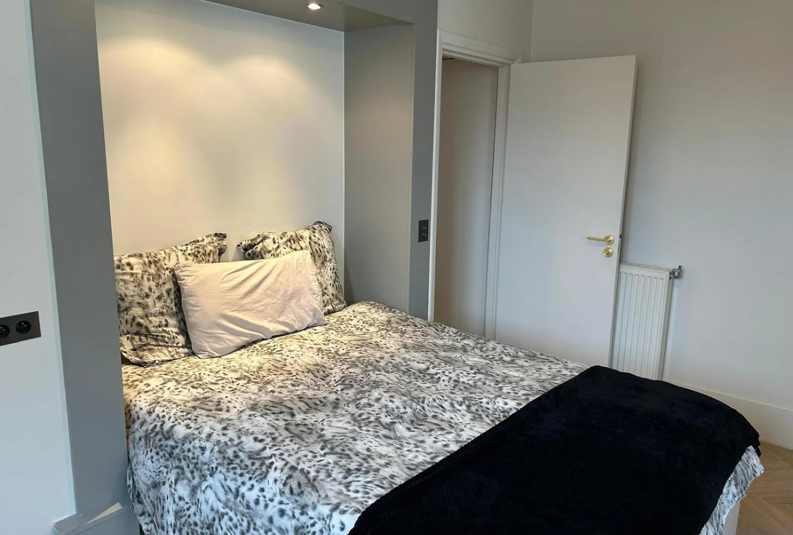 Luxueux Metro George V - Hermes - Champs-elysees - Arc De Triomphe Apartment *