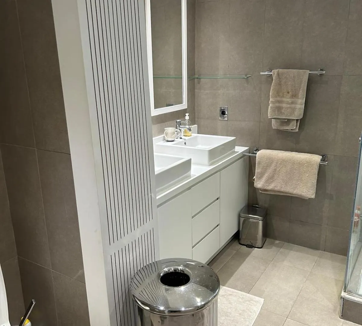 Apartment Luxueux Metro George V - Hermes - Champs-elysees - Arc De Triomphe *