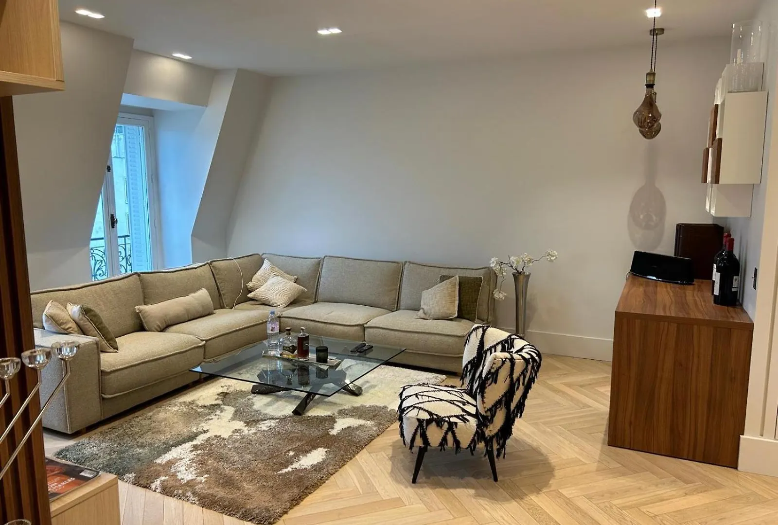 Apartment Luxueux Metro George V - Hermes - Champs-elysees - Arc De Triomphe *